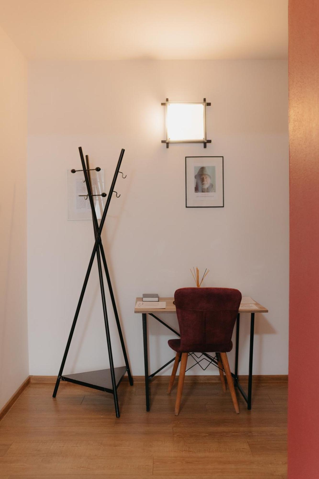 Pensiunea Pictorilor Bed & Breakfast 3*