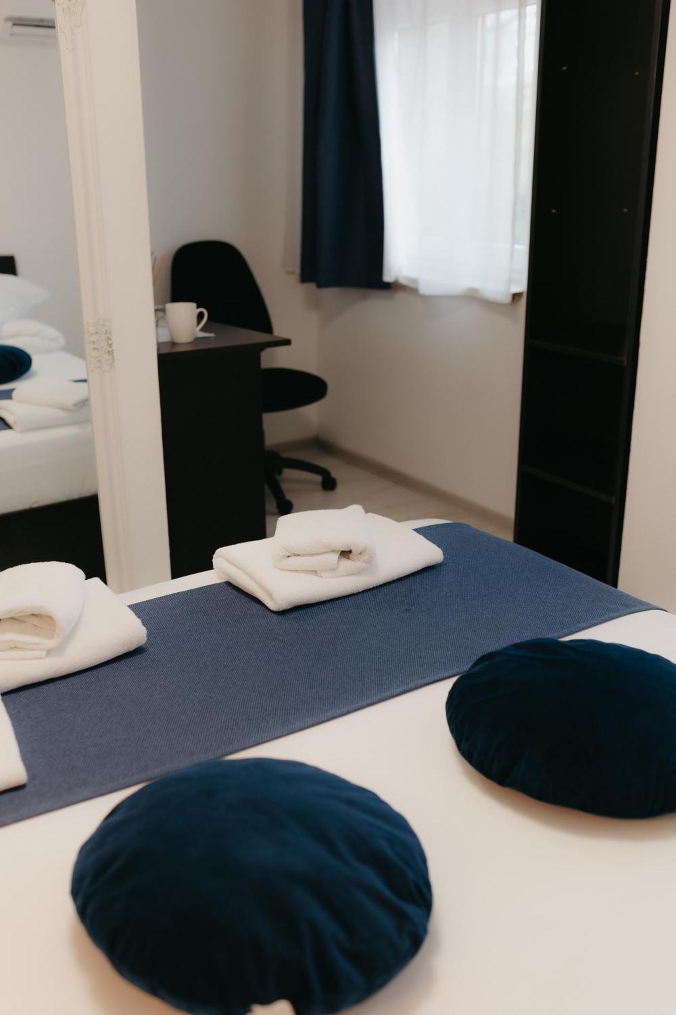 Pensiunea Pictorilor Bed & Breakfast 3*